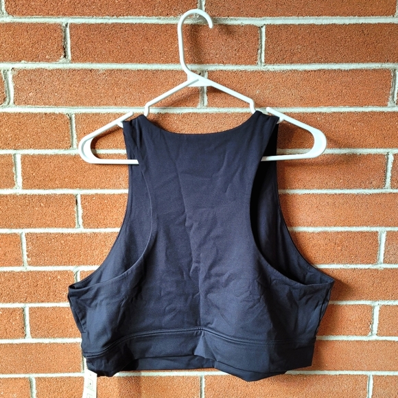 🌵2/$25🌵XL High Neck Unlined Sports Bra - Banana Republic - Picture 2 of 5